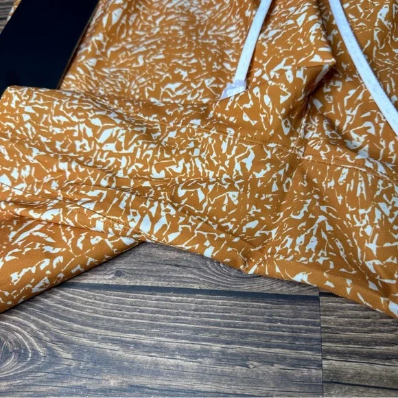 Lululemon Pool Short 7” NWT Size Small (Crunch Max Lemon Sorbet Autumn Orange) - Picture 4 of 14